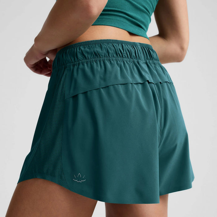 Beyond Yoga Women's Solemate 2.5" Short